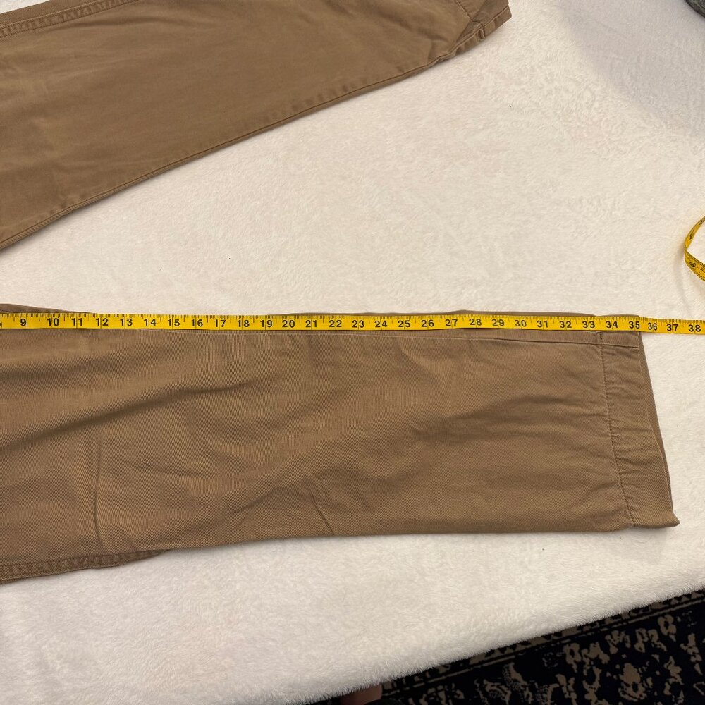 Old Navy Men's Broken In Khakis - Picture 4 of 4